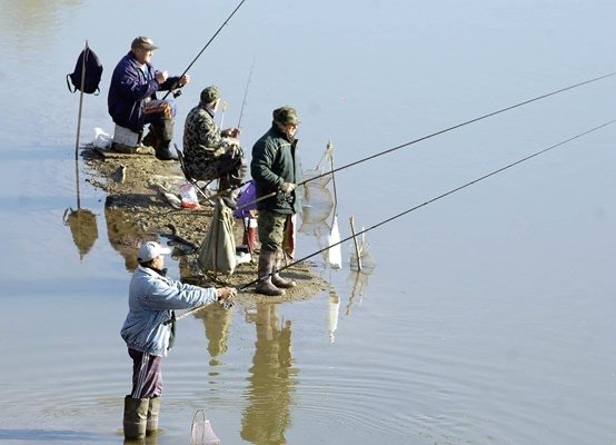 Рибари протестират в Поморие
Снимки: Владимир Янев