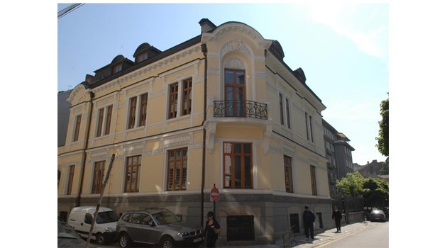 МИШЕНА: Ресторант “Крим” е един от имотите, към които се прицелил русенският мним юрист Спасов.
