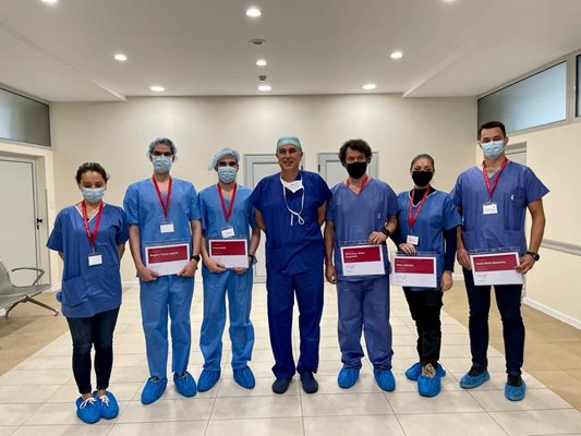 Хирурзи от Централната военна болница в Румъния преминаха двудневен курс на обучение във ВМА.
СНИМКА: ВМА