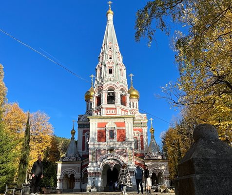 Руската църква край град Шипка