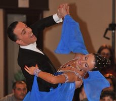 Виолета Янева и Салваторе Тодаро са сред най-успешните двойки в спортните танци. СНИМКА: ЛИЧЕН АРХИВ