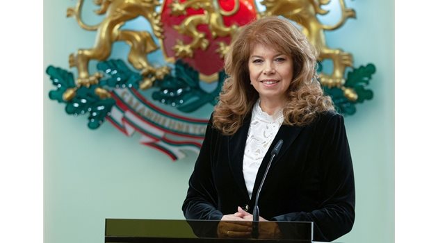 Илияна Йотова. Снимка прессекретариат на държавния глава