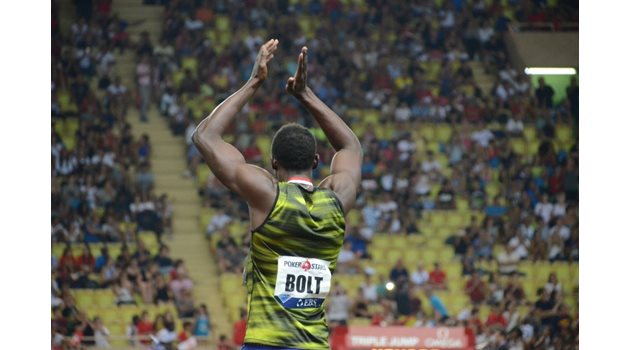 Най-бързият спринтьор в света Юсейн Болт спечели спринта на 100 метра на турнира от Диамантената лига в Монте Карло.