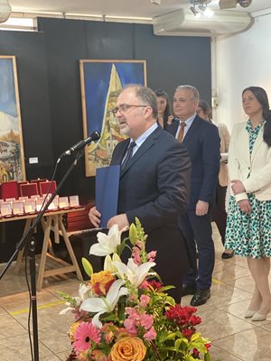 Министърът на културата Найден Тодоров