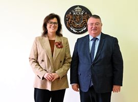 Ивайло Иванов на среща с Мария Луиза Кабрал Снимка: Официалният сайт на Министерството на труда и социалната политика