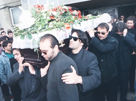 Погребението на Васил Илиев