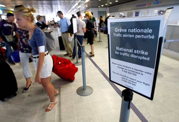 Европейският парламент ще решава за правила за стачките на ръководителите на полети.