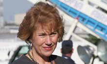 Елена Поптодорова: Сагата с “Лукойл” също влияе
върху мнението в Нидерландия