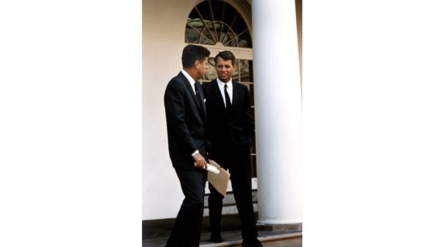 Братята Джон и Робърт Кенеди в Белия дом