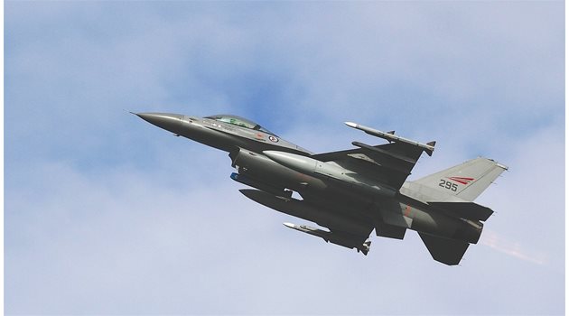 F-16
СНИМКА: Pixabay