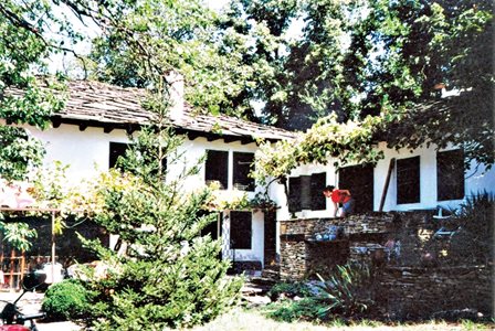 Къщата на актрисата в махала Чомаците в Еленския Балкан
