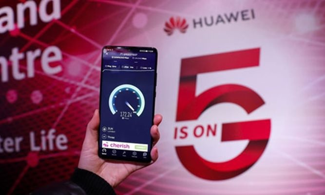 Huawei отваря завод за телекомуникационно оборудване във Франция