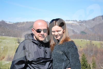 Планината е любимото място за отмора на Томислав Дончев и  Светлана. На снимката - по пътя за връх Ботев.
