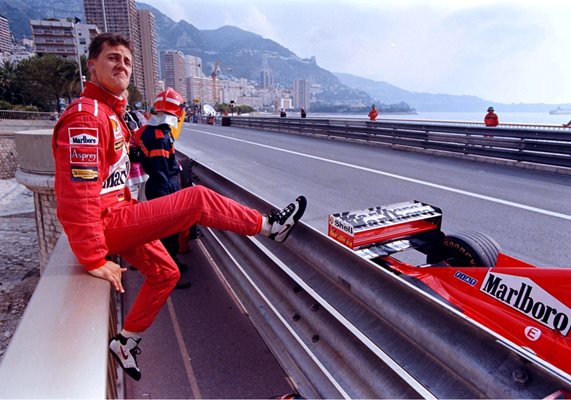 Шумахер е легенда на Формула 1