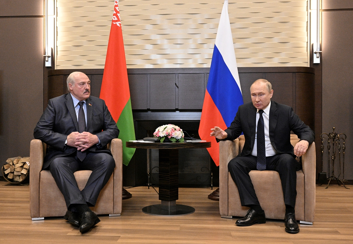 Експерти: Беларус става заложник на Русия, ако приеме ядрено оръжие