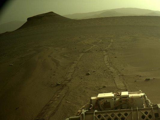 Роботът “Пърсивиърънс” обикаля Марс в търсене на живот на червената планета
СНИМКА НАСА