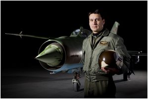 Завишиха със 75 000 лв. обезщетението за извънредния труд на загиналия пилот Валентин Терзиев