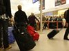 Отвориха летището в Манчестър след евакуация заради подозрителна чанта