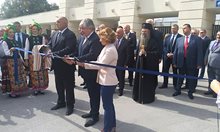 Борисов преряза лентата на панаира в Пловдив с руски зам.-министър и посланик Макаров (Видео)