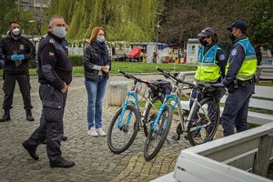 София сви бюджета с 23 млн. лв., за да има за болници, транспорт и детски градини (Обзор)