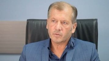 Михаил Екимджиев: Казусът “Кирил Петков”: Архаични забрани не бива да ограничават избора кой да ни управлява