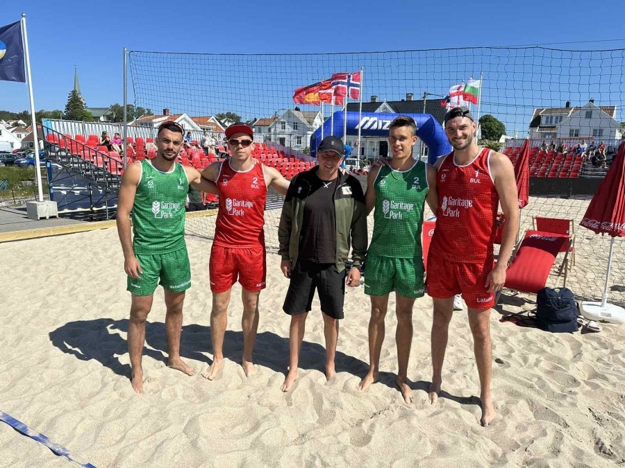 България отпадна за купата на нациите по плажен волейбол