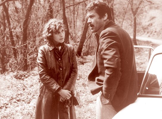 Ламбо и Ирен Кривошиева във филма "Поема". Двамата имат връзка, от която се ражда синът им Владимир