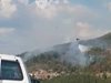 Два хеликоптера вече гасят пожара край Невестино