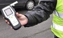 Полицайка шофира с близо 2 промила алкохол в Смолянско