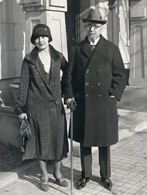 Симеон Радев с жена си Бистра Винарова