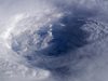 Мощният тропически циклон "Деби" приближава Австралия