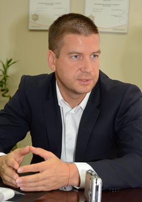 Кметът на Стара Загора към депутат от ПП: Не ме е страх от проверките ви, а от цените ви
