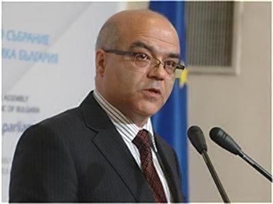 Йордан Бакалов, вътрешният министър