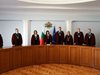 Атанасова и Белазелков са законно избрани конституционни съдии, но само за 7 години (Обзор)