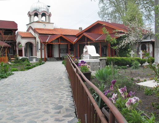 Обрадовският манастир "Св. Мина"