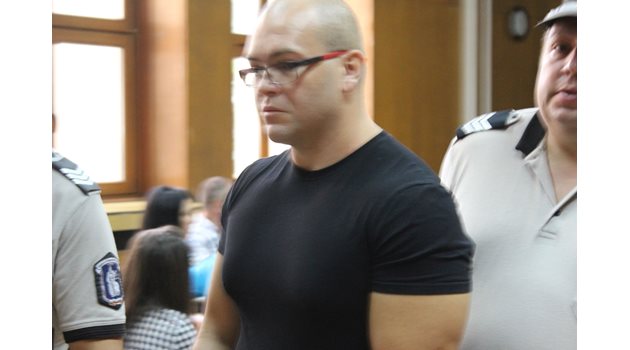 Джемал Аликанов в съдебната зала