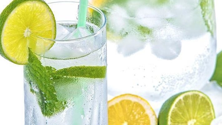 Лимонада и безалкохолни напитки се предлагат срещу събран боклук