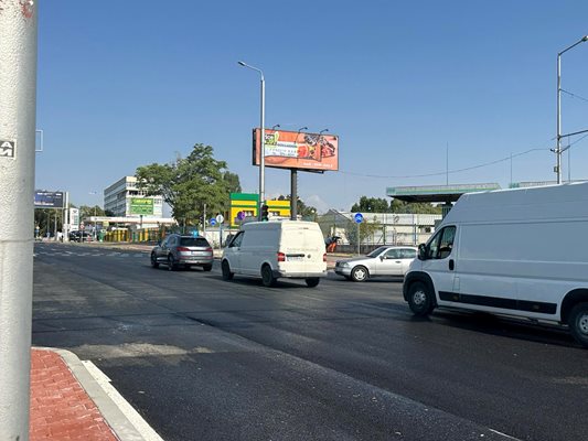 Колите вече се движат по ключовата пътна връзка.