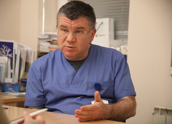 Д-р Явор Семерджиев