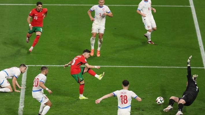 Португалия грабна инфарктна победа срещу смела Чехия