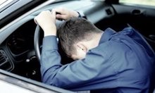 Пиян шофьор се заби в дърво в Добричко