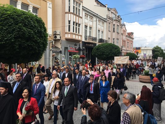Шествието мина през главната улица в Пловдив.