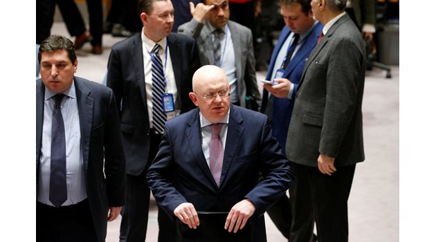 Руският представител в ООН Василий Небензя даде обяснения за химическото оръжие пред Съвета за сигурност.