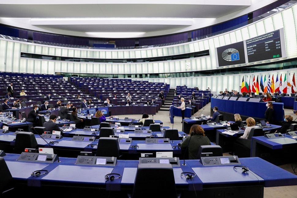 Принципът на единодушие блокира разширяването на ЕС и наказването на непослушни членки
