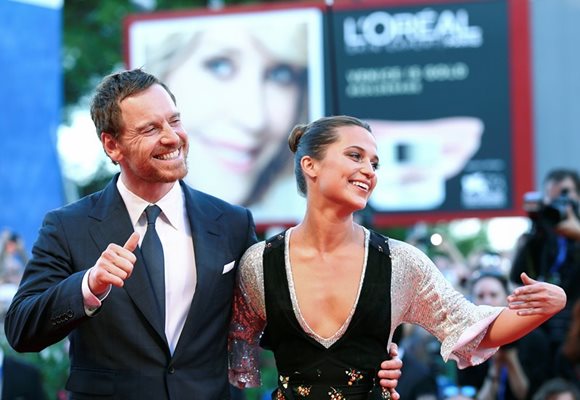 Актьорите Michael Fassbender и Alicia Vikander