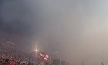 Димна завеса покри целия стадион и прекъсна ЦСКА - 
