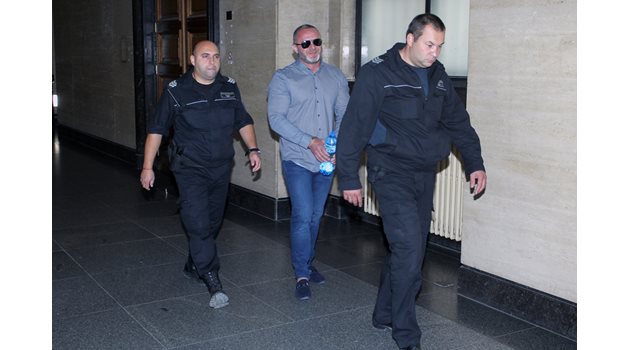 Матей Боев е в софийския затвор от лятото, а преди това 4 г. лежа в Италия.