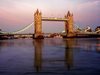 Мъжът, залял с киселина майка с деца в Лондон, вероятно се е удавил в Темза
