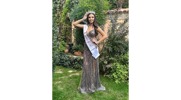 Симона Петрова
Снимка: Фейсбук/ Miss Bulgaria