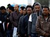 Задържаха 53-ма нелегални мигранти в Турция, искали да стигнат до гръцкия Лесбос